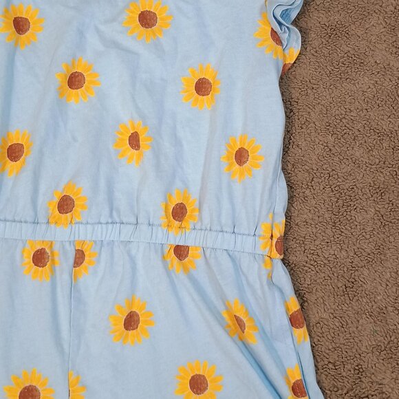 Old Navy/Flutter Sleeve Romper/Girls XL 14-16/Blue Sunflower Floral NWOT** - Picture 2 of 8